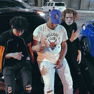 Meet your Posher, Deandre